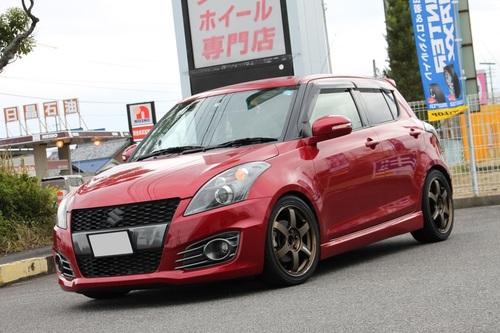 スイフトスポーツ に TE37 SAGA を ツライチ セットアップ。 | 鈴鹿店